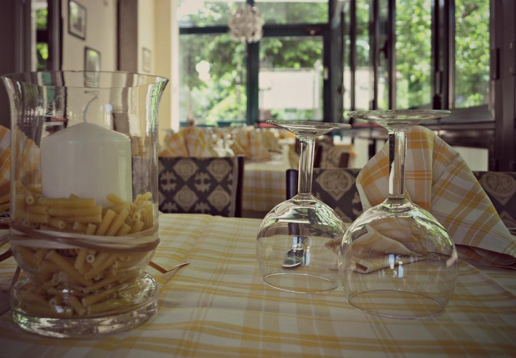 Hotel Butterfly مونتيكاتيني تيرمي المظهر الخارجي الصورة