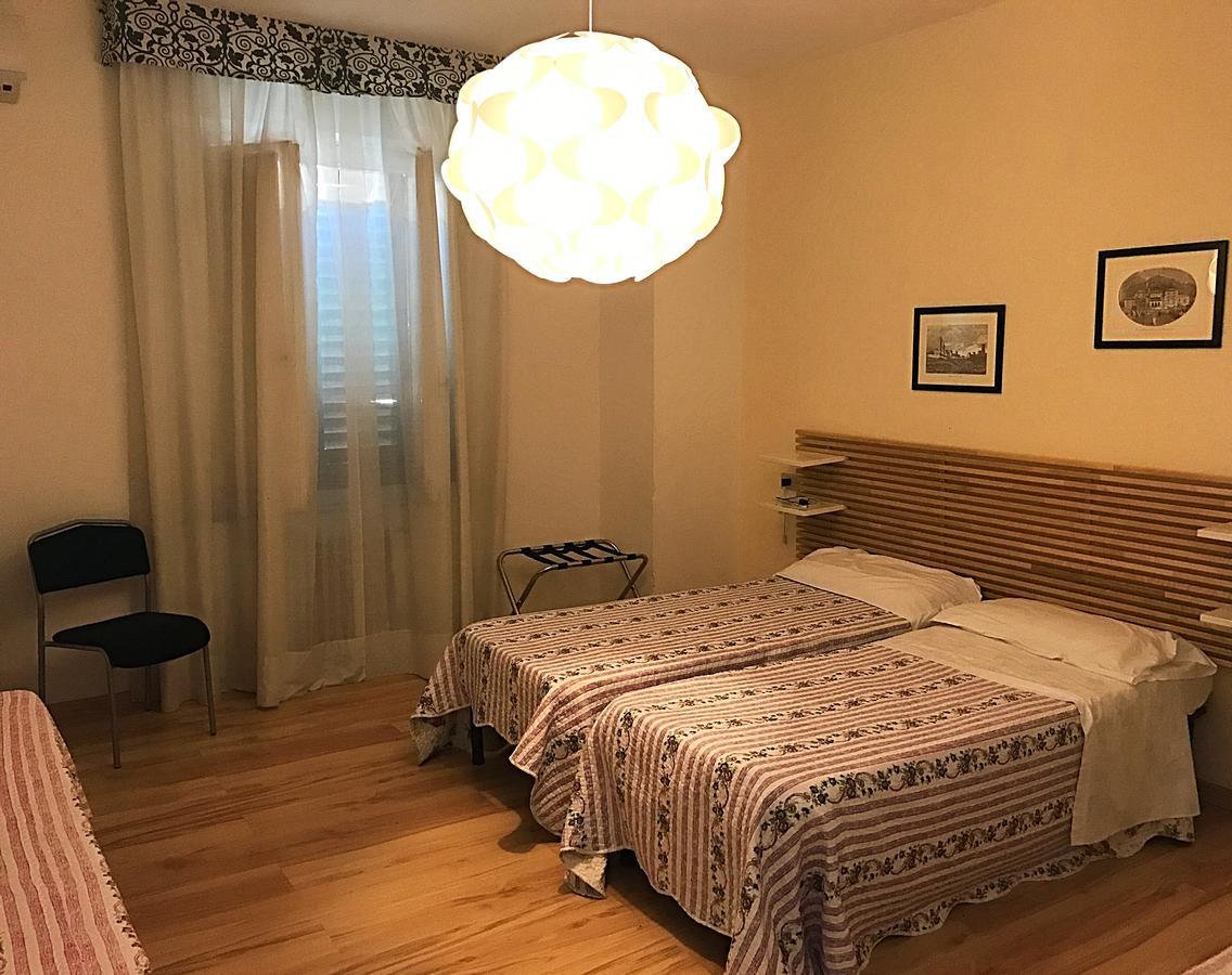Hotel Butterfly مونتيكاتيني تيرمي المظهر الخارجي الصورة
